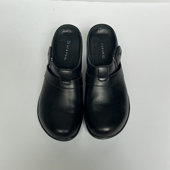 Aravon Morgan Black Mule Style Clog - Picture 1 of 6